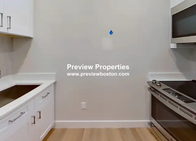 Property at 104-106 Warren St Unit 2P, Boston, MA, 02135, 2 beds, 1 bath, [object Object]