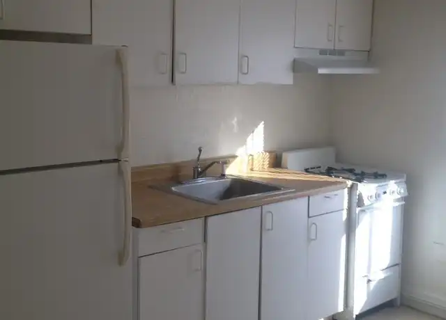 Property at 133 Chambersburg St Unit 4, Gettysburg, PA, 17325, 1 bed, 1 bath, [object Object]