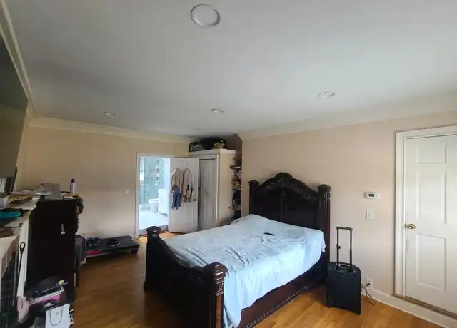 Property at 33 Clearview Ave, Danbury, CT, 06811, 5 beds, 3 baths, [object Object]