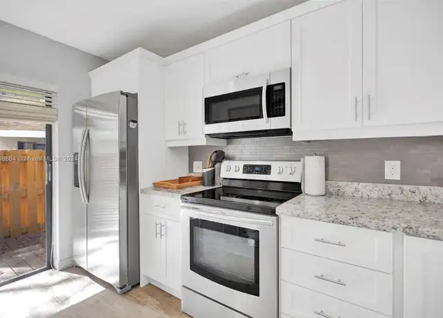Property at 12471 NW 3rd St, Plantation, FL, 33325, 2 beds, 3 baths, [object Object]