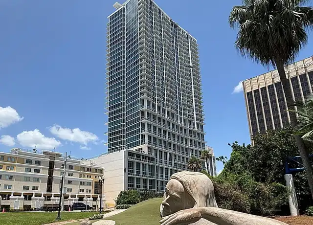 Property at 150 E Robinson St #1419, Orlando, FL, 32801, 1 bed, 1.5 baths, [object Object]