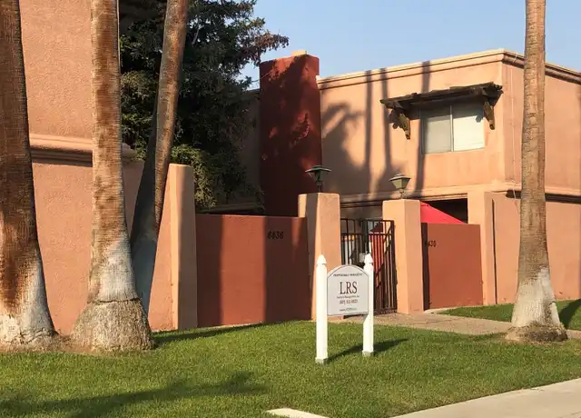 Property at 6436 Stockdale Hwy Unit 4, Bakersfield, CA, 93309, 2 beds, 1.5 baths, [object Object]