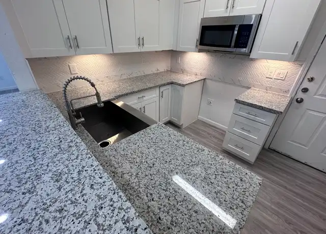Property at 6946 Paris St Unit A, Houston, TX, 77021, 4 beds, 2.5 baths, [object Object]