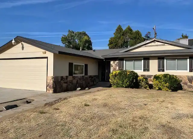 Property at 4344 N 9th St, Fresno, CA, 93726, 3 beds, 4.5 baths, [object Object]