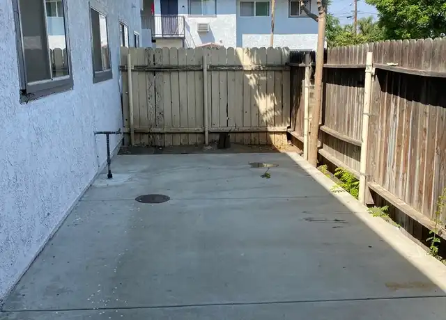 Property at 5910 Warren St Unit B1, Riverside, CA, 92503, 2 beds, 1 bath, [object Object]
