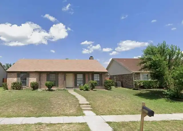 Property at 5821 Winell Dr, Garland, TX, 75043, 3 beds, 2 baths, [object Object]