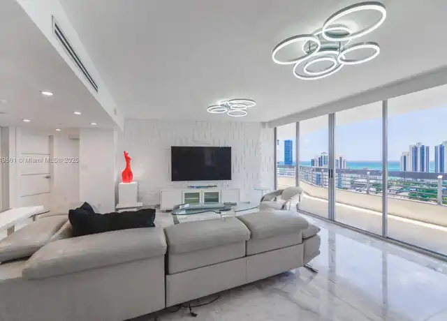 Property at 19195 NE 36th Pl Unit 2707, Aventura, FL, 33180, 4 beds, 3 baths, [object Object]