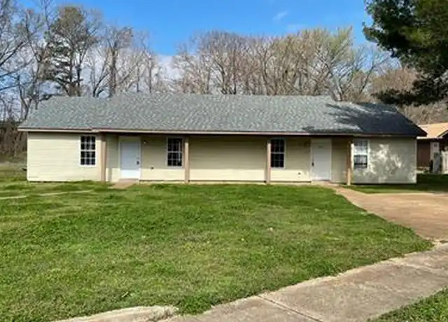 Property at 126 Skyhaven Dr Unit R, Jackson, TN, 38305, 2 beds, 1 bath, [object Object]