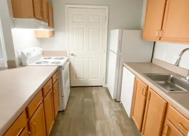Property at 2744 Melrose Ave Unit 1-214, Roanoke, VA, 24017, 2 beds, 1.5 baths, [object Object]