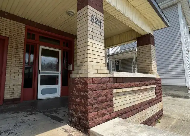 Property at 825 Market St, Zanesville, OH, 43701, 1 bed, 1 bath, [object Object]