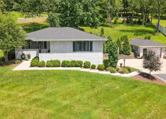 Property at 216 McCombs Rd, Venetia, PA, 15367, 3 beds, 2 baths, [object Object]