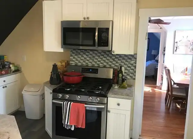 Property at 17 Hancock St, Somerville, MA, 02144, 1 bed, 1 bath, [object Object]