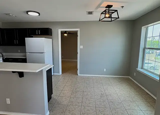 Photo of 601 Lindberg Ave, McAllen, TX 78501