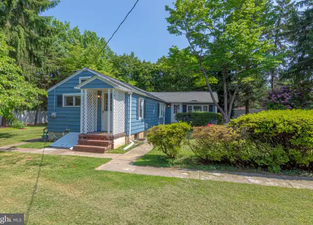 Property at 446 Clearview Ave, Feasterville Trevose, PA, 19053, 2 beds, 1 bath, [object Object]