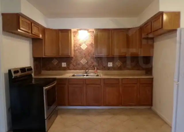 Property at 38560 Meadowdale St Unit 3, Clinton Township, MI, 48036, 2 beds, 1 bath, [object Object]