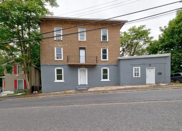 Property at 45 Long Hill Rd Unit 1R, Waterbury, CT, 06704, 1 bed, 1 bath, [object Object]