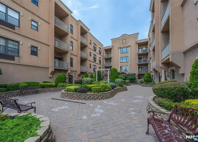 Property at 8915 Bergenwood Ave #33, North Bergen, NJ, 07047, 1 bed, 1 bath, [object Object]