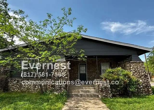 Property at 2923 Azle Ave Unit A, Fort Worth, TX, 76106, 3 beds, 2 baths, [object Object]