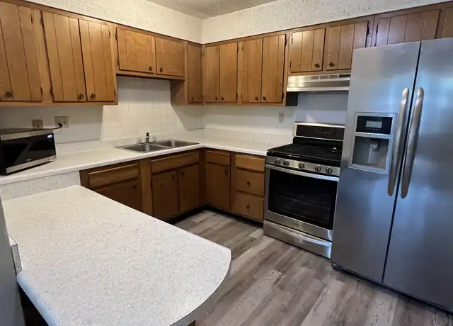 Property at 230 W 3rd St Unit 306, Davenport, IA, 52801, 1 bed, 1 bath, [object Object]