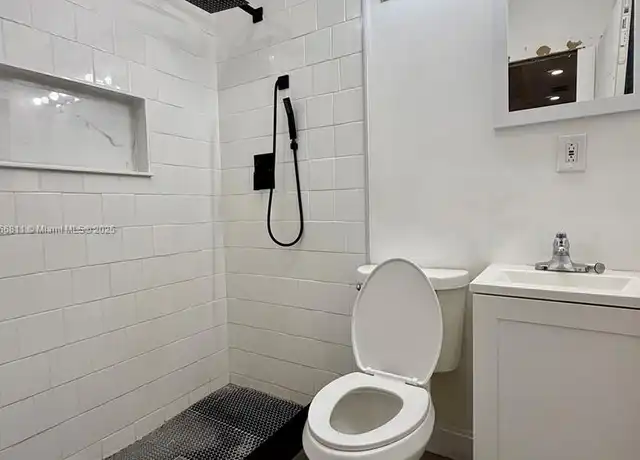 Property at 5930 SW 5th Ter Unit Eff, Miami, FL, 33144, 1 bed, 1 bath, [object Object]