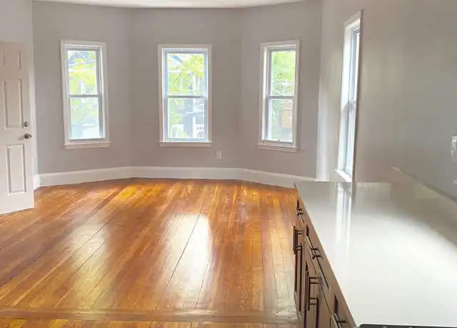 Property at 40 Creighton St Unit 1, Cambridge, MA, 02140, 3 beds, 2 baths, [object Object]