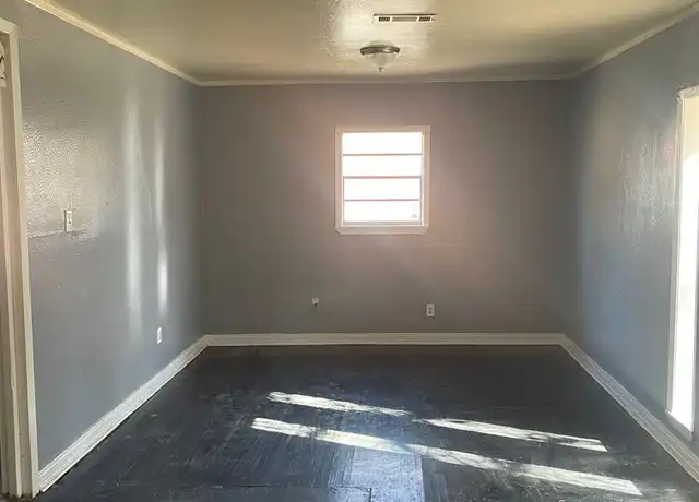 Property at 2624 Merwin St, Shreveport, LA, 71103, 3 beds, 2 baths, [object Object]