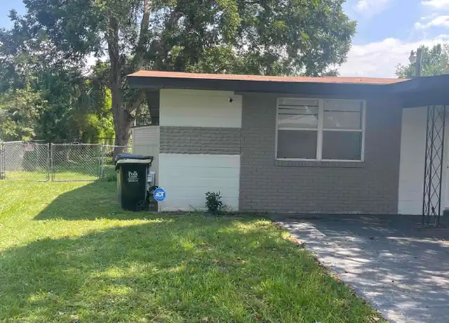 Property at 2410 Avenue C NW Unit B, Winter Haven, FL, 33880, 1 bed, 1 bath, [object Object]