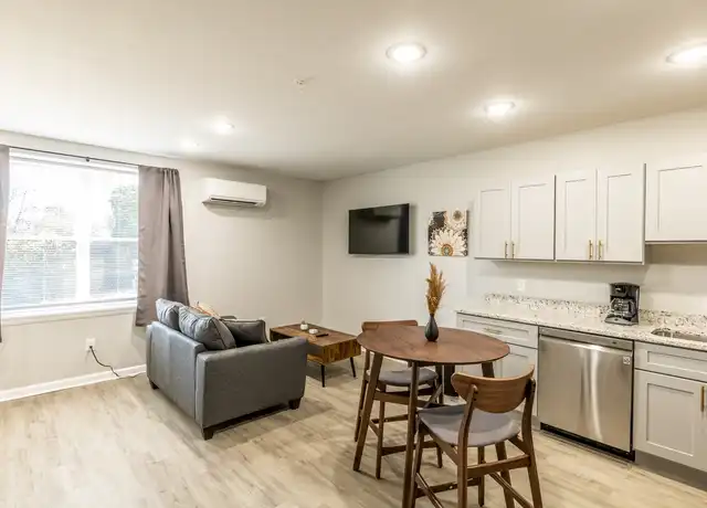 Property at 1329 Riverdale Dr Unit 3, Charlottesville, VA, 22902, 0 beds, 1 bath, [object Object]