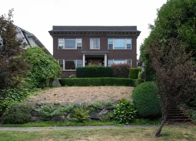 Property at 2726 Franklin Avenue E Unit 2, Seattle, WA, 98102, 2 beds, 1 bath, [object Object]