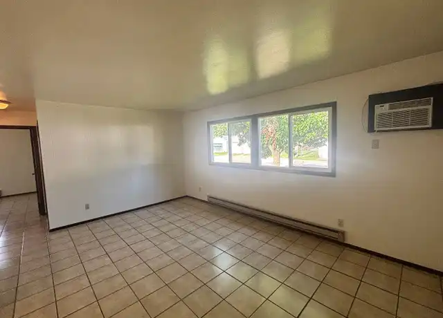 Property at 1728 La Crescent St Unit 49, La Crosse, WI, 54603, 2 beds, 1 bath, [object Object]