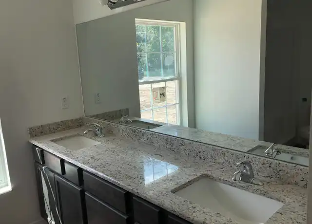 Property at 9327 W Caravan Path, Crystal River, FL, 34428, 3 beds, 2 baths, [object Object]