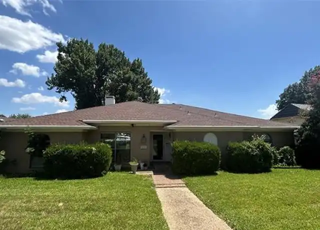 Property at 2212 Canyon Valley Trl, Plano, TX, 75023, 4 beds, 2 baths, [object Object]