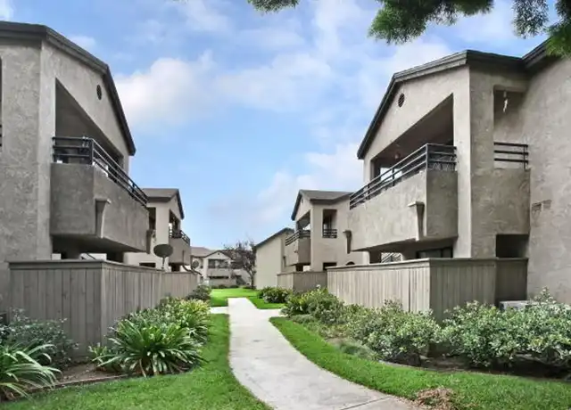 Property at Mission Oaks Apartments - 1427 W Mission Blvd, Ontario, CA, 91762, 2 beds, 1 bath, [object Object]