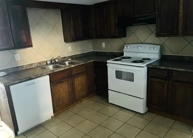 Property at 1015 N 14th St Unit 5, Killeen, TX, 76541, 2 beds, 1 bath, [object Object]