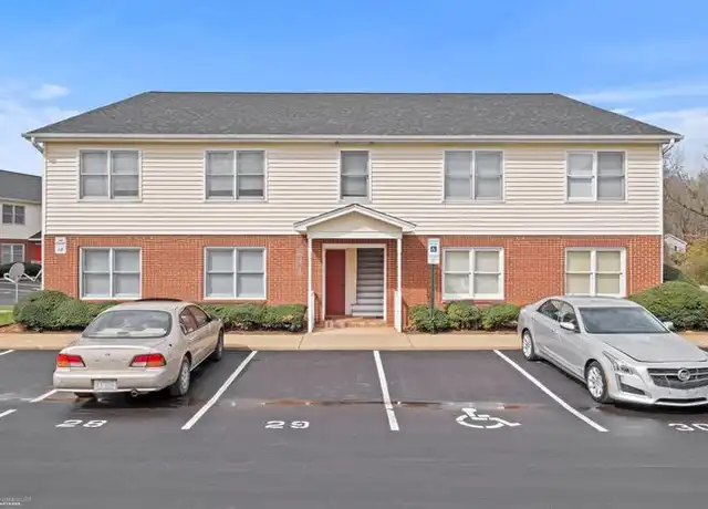 Property at 200 Stroupe Rd Unit C, Gastonia, NC, 28056, 2 beds, 1.5 baths, [object Object]
