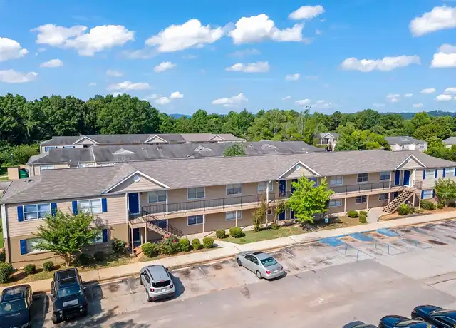 Property at The Woodford - 4141 Pinson Valley Pkwy, Birmingham, AL, 35215, 1-3 bed, 1-2 bath, [object Object]