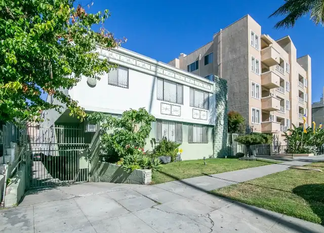 Property at 446 S St Andrews Pl #4, Los Angeles, CA, 90020, 1 bed, 1 bath, [object Object]
