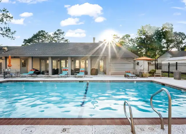 Photo of 2000 Brightside Dr, Baton Rouge, LA 70820