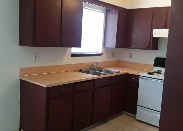 Property at 710 Norman Ave NE Unit 4, Salem, OR, 97301, 2 beds, 1 bath, [object Object]
