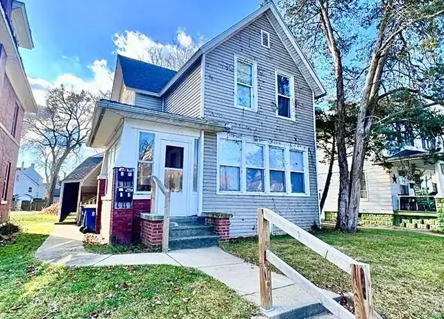 Property at 413 E 3rd St Unit 3, Mishawaka, IN, 46544, 1 bed, 1 bath, [object Object]