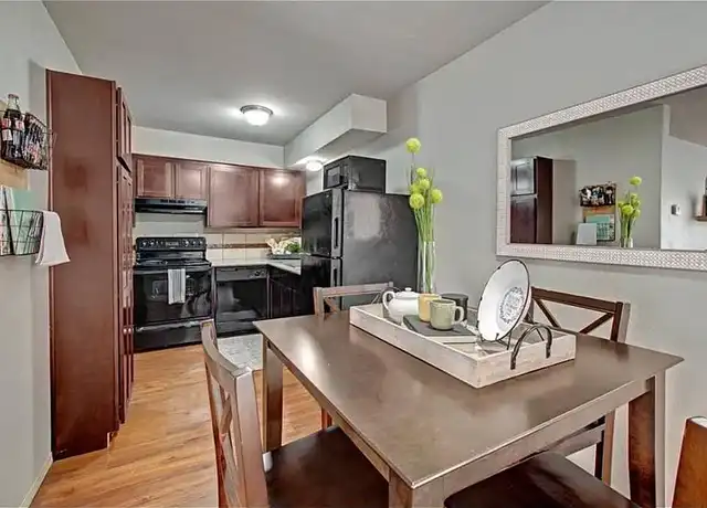 Property at Cottages at Hefner Road - 1209 W Hefner Rd, Oklahoma City, OK, 73114, 1-2 bed, 1-2 bath, [object Object]