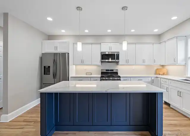 Property at 7 Edgewood St Unit A, Norwalk, CT, 06854, 4 beds, 2.5 baths, [object Object]
