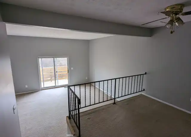 Property at 12 Sedalia Ave Unit 14B, Avalon, PA, 15202, 2 beds, 1 bath, [object Object]