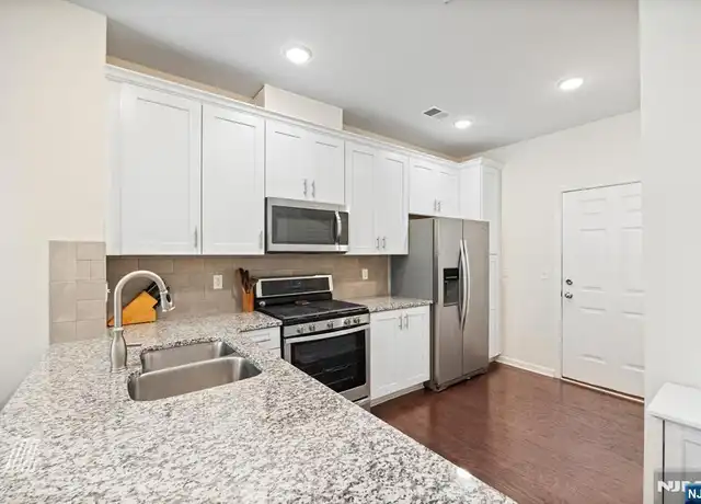 Property at 157 Wesmont Dr, Wood-Ridge, NJ, 07075, 2 beds, 2 baths, [object Object]