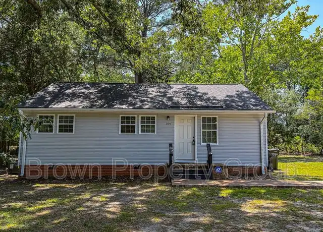 Property at 104 Bremer St, Fayetteville, NC, 28303, 3 beds, 1 bath, [object Object]