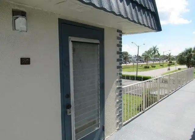 Property at 219 Brittany E, Delray Beach, FL, 33446, 1 bed, 1.5 baths, [object Object]