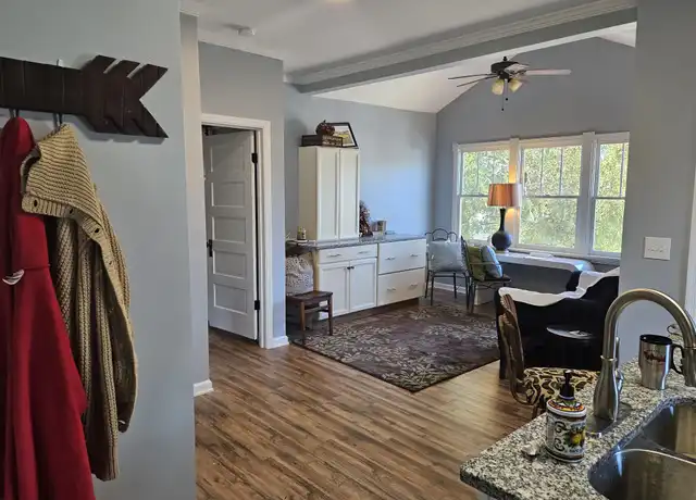 Property at 914 New Bern Ave, Raleigh, NC, 27601, 1 bed, 1 bath, [object Object]
