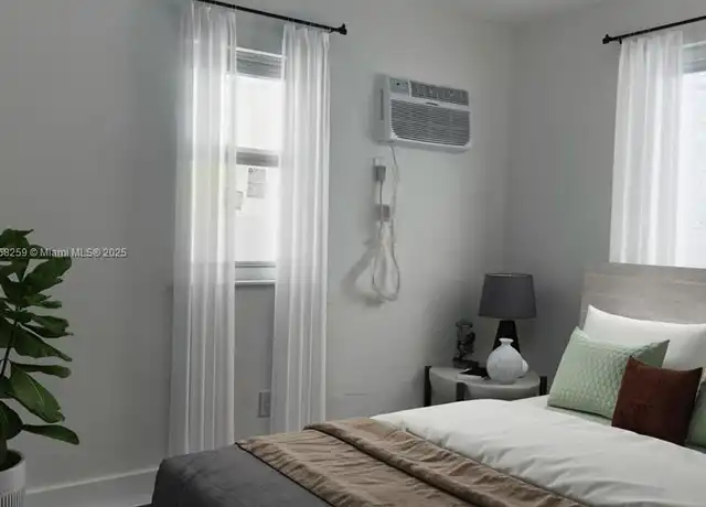 Property at 212 NW 15th St Unit 2, Miami, FL, 33136, 1 bed, 1 bath, [object Object]