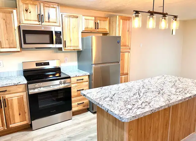 Property at Brookshore Apartments - 1539 15th Ave SE, Albany, OR, 97322, 2 beds, 1.5 baths, [object Object]