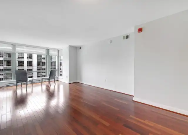 Property at 1150 K St NW #1004, Washington, DC, 20005, 1 bed, 1 bath, [object Object]